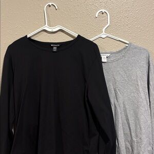 Athleta Heather Gray and Black Essential Top Bundle - Large and Tall